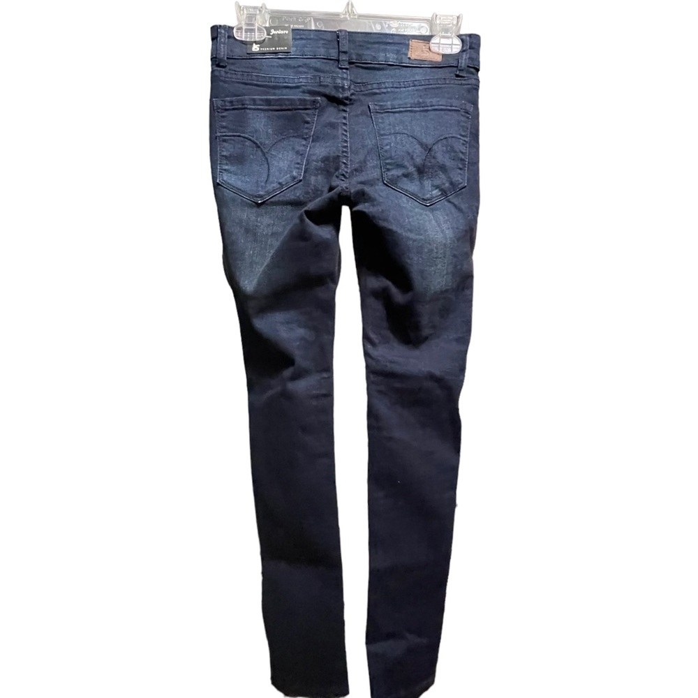 JS jeans size 5
Premium Denim - Picture 7 of 12